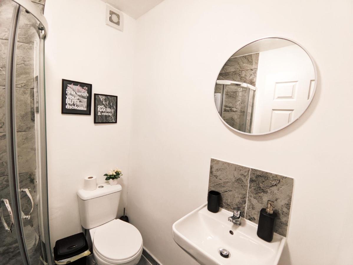 A&a Luxury Olive St - Centre Premium * Sunderland (Tyne and Wear)